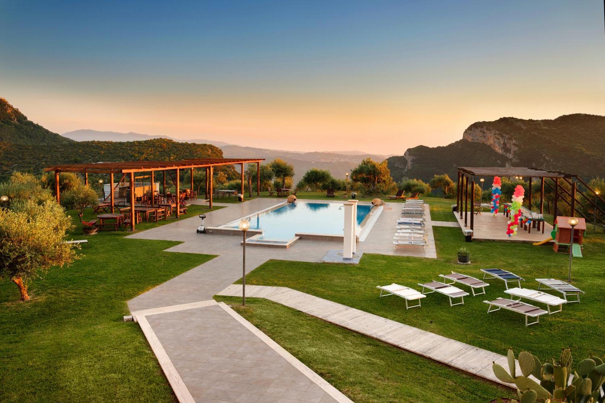L' Aia Resort Trentinara Exterior photo
